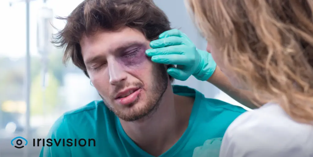 symptoms of an eye injury banner